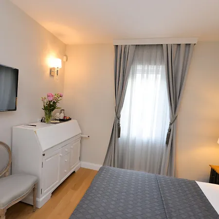 The Duke Luxury Отель типа 