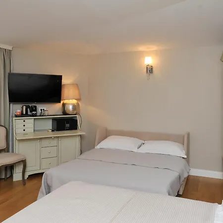 The Duke Luxury Отель типа 