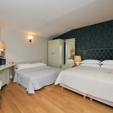 krevet i doručak The Duke Luxury Split