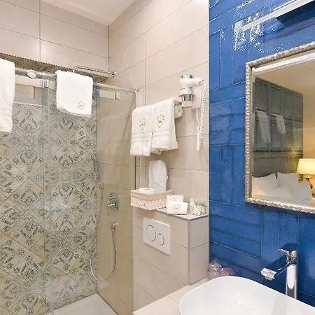 The Duke Luxury krevet i doručak 4*
